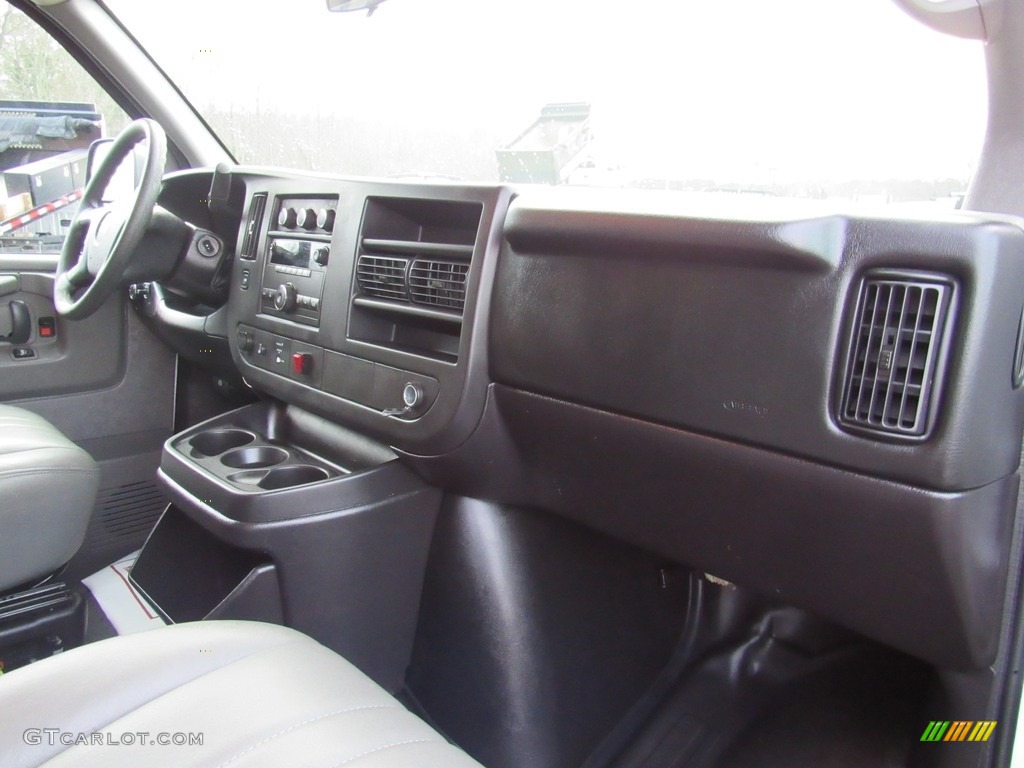 2014 Express 2500 Cargo WT - Summit White / Medium Pewter photo #24