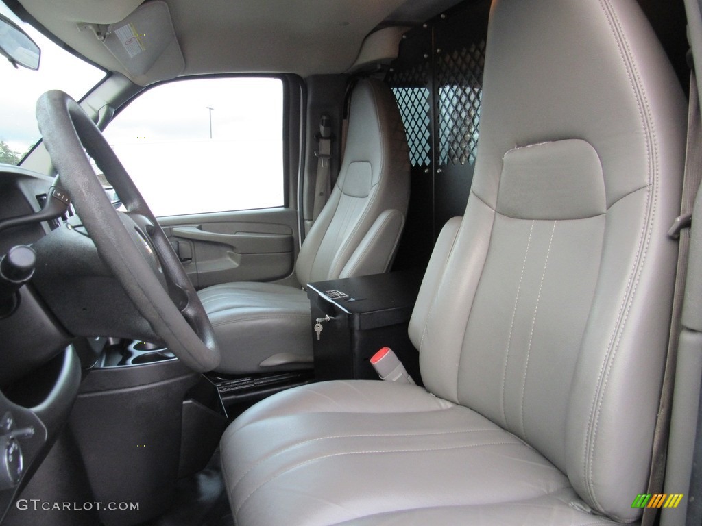 2014 Express 2500 Cargo WT - Summit White / Medium Pewter photo #26