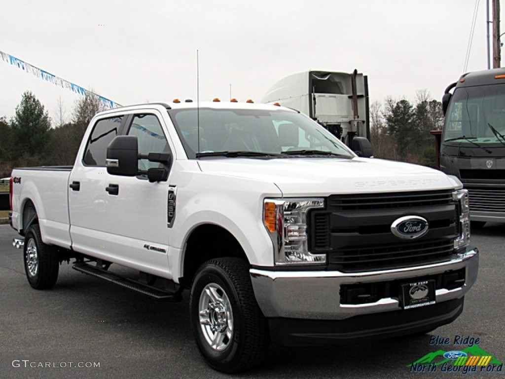 2017 F350 Super Duty XL Crew Cab 4x4 - Oxford White / Medium Earth Gray photo #7