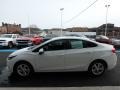 Summit White - Cruze LT Photo No. 5