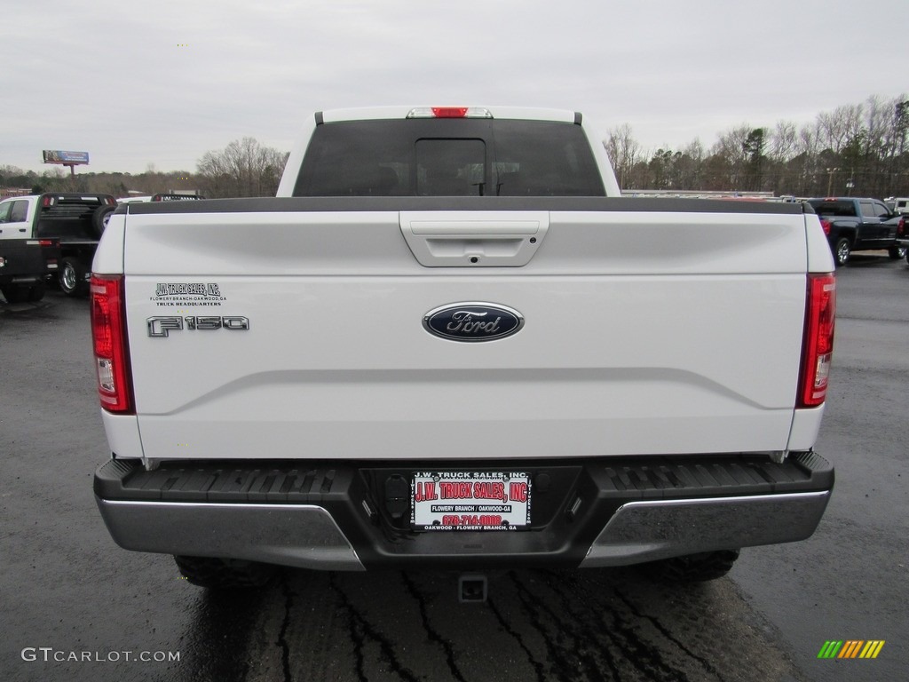 2017 F150 Lariat SuperCrew 4X4 - Oxford White / Light Camel photo #4