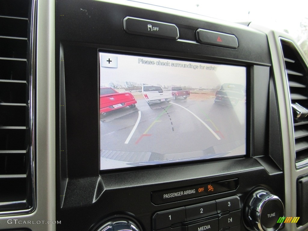 2017 F150 Lariat SuperCrew 4X4 - Oxford White / Light Camel photo #21