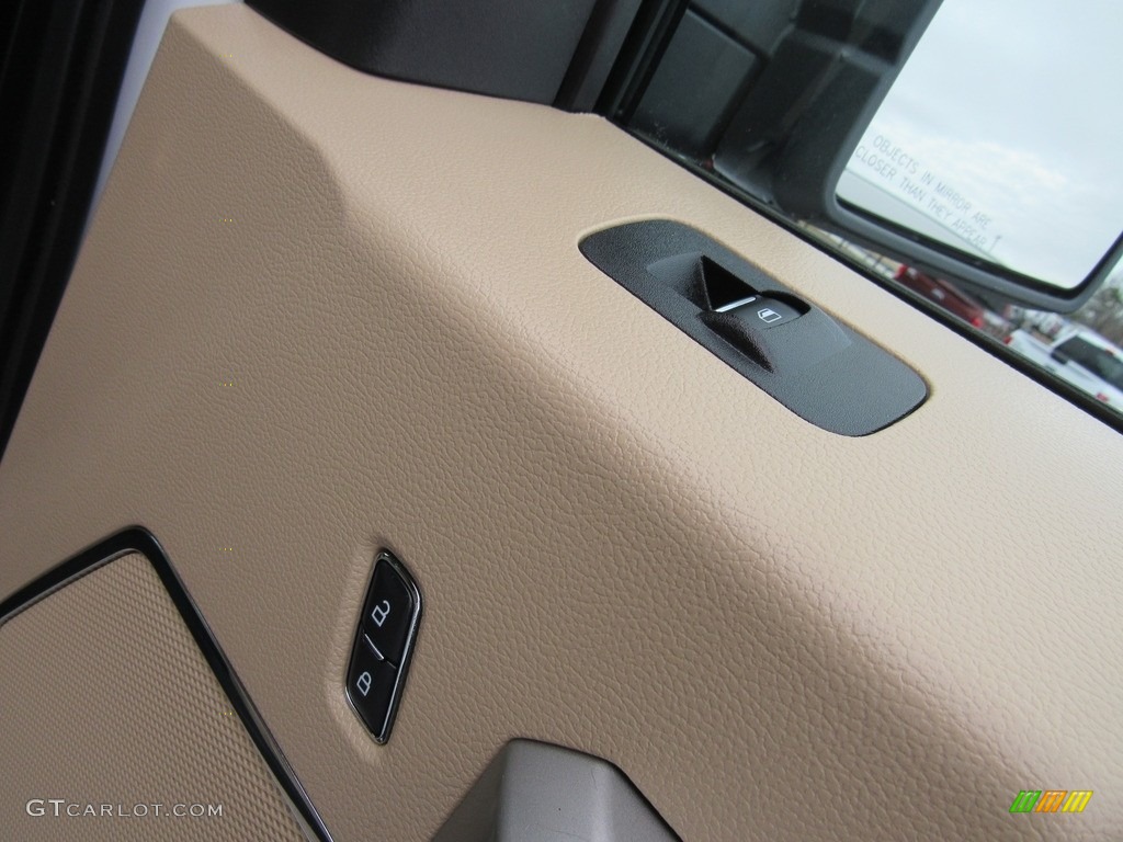 2017 F150 Lariat SuperCrew 4X4 - Oxford White / Light Camel photo #29