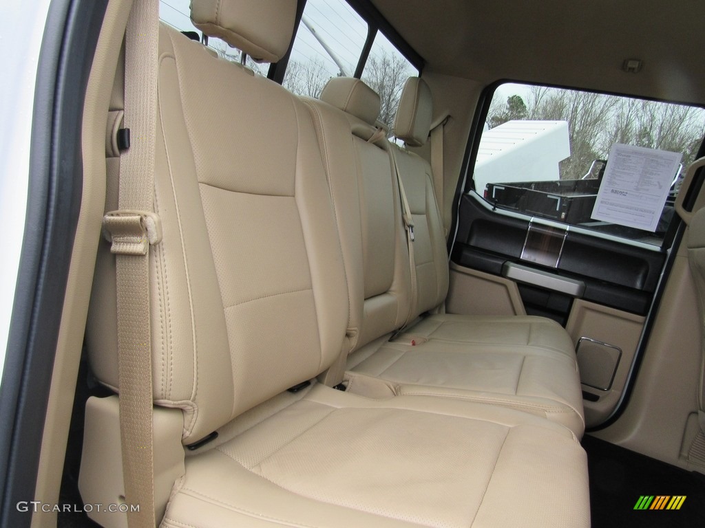 2017 F150 Lariat SuperCrew 4X4 - Oxford White / Light Camel photo #32