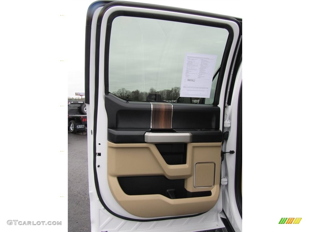 2017 F150 Lariat SuperCrew 4X4 - Oxford White / Light Camel photo #34