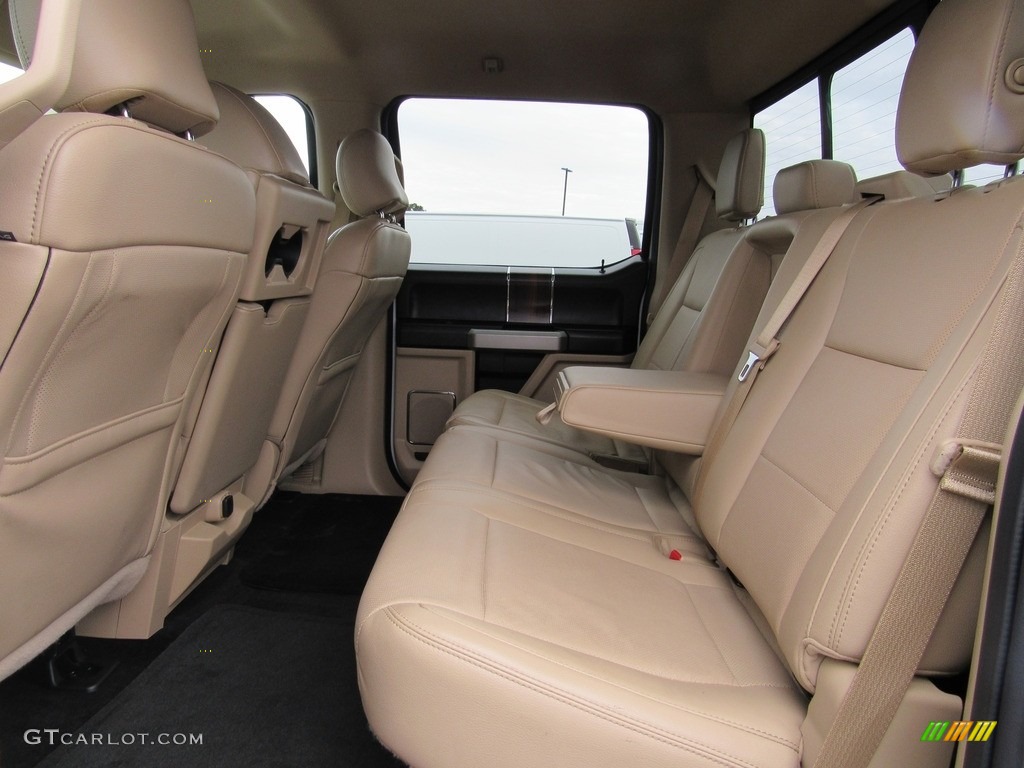 2017 F150 Lariat SuperCrew 4X4 - Oxford White / Light Camel photo #37