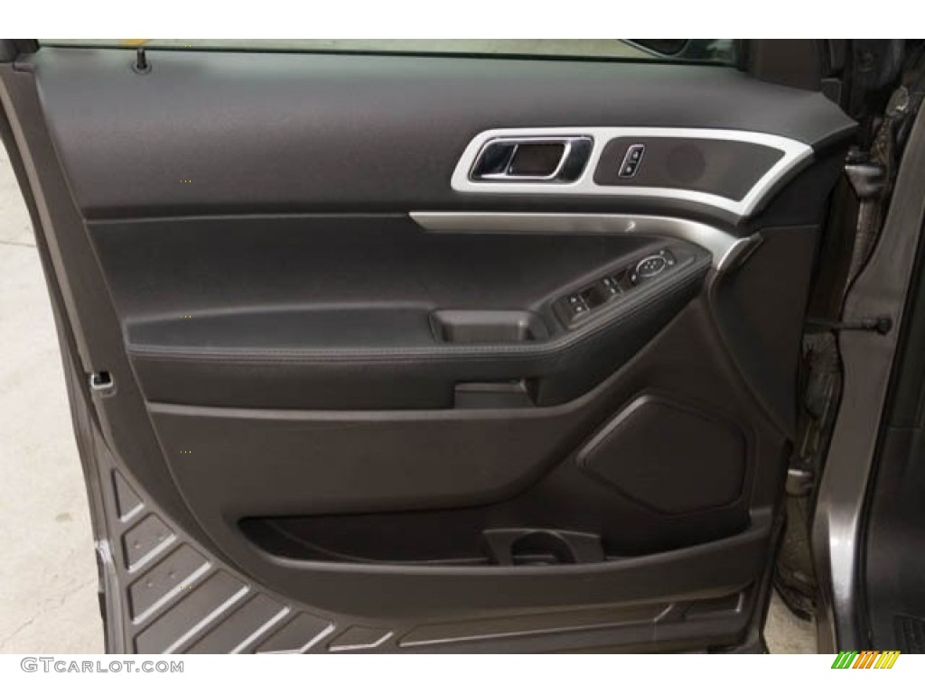 2014 Explorer XLT - Sterling Gray / Charcoal Black photo #25