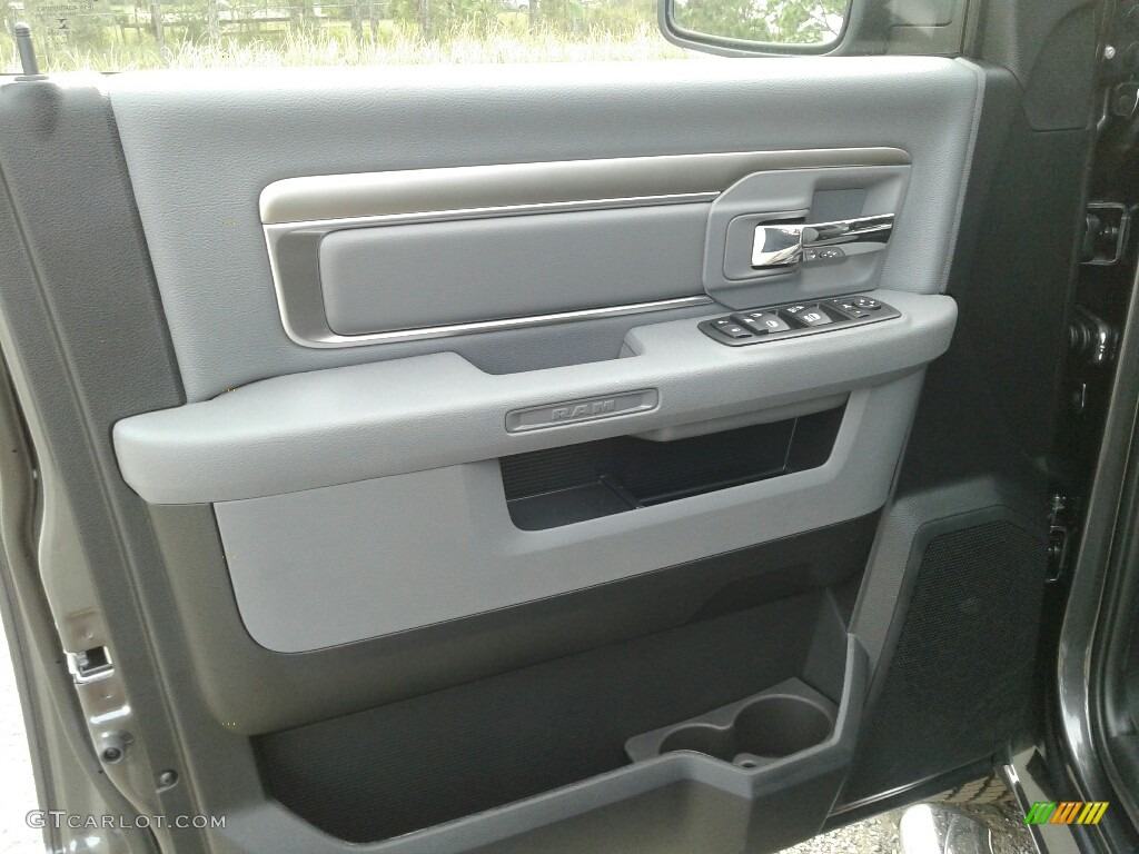 2018 1500 Big Horn Crew Cab - Granite Crystal Metallic / Black/Diesel Gray photo #17
