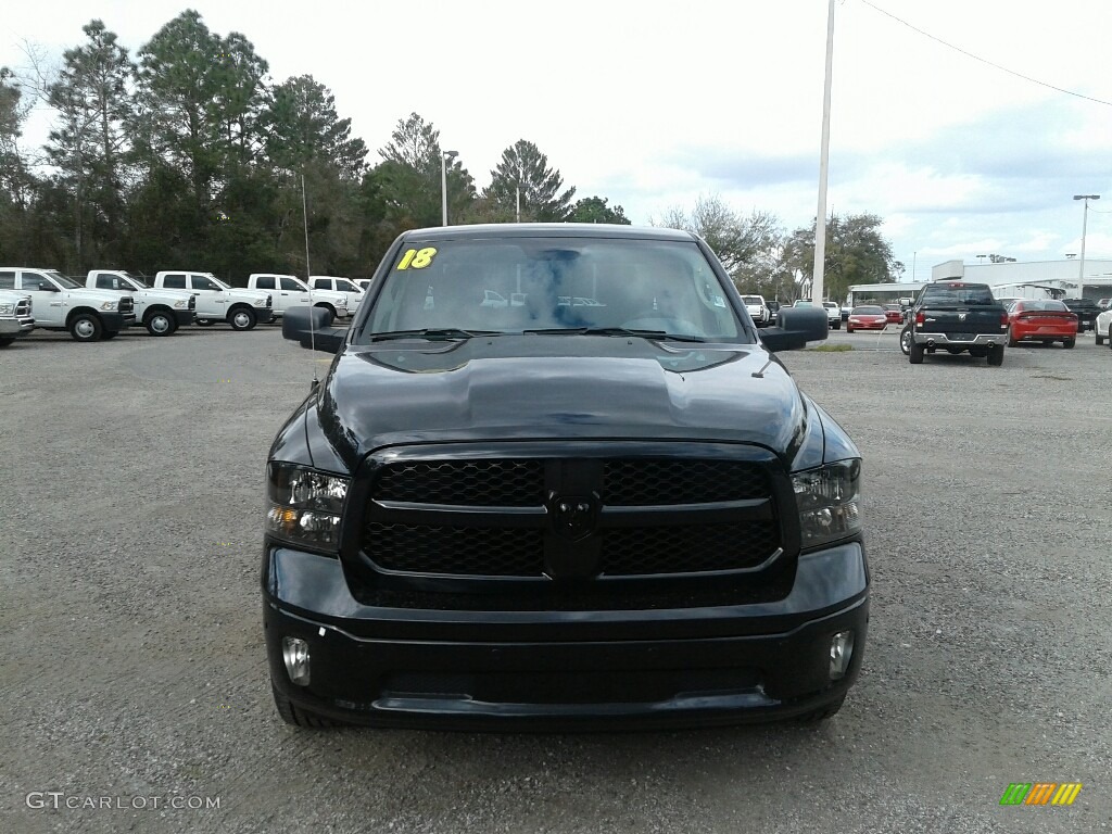 2018 1500 Big Horn Crew Cab 4x4 - Brilliant Black Crystal Pearl / Black/Diesel Gray photo #8