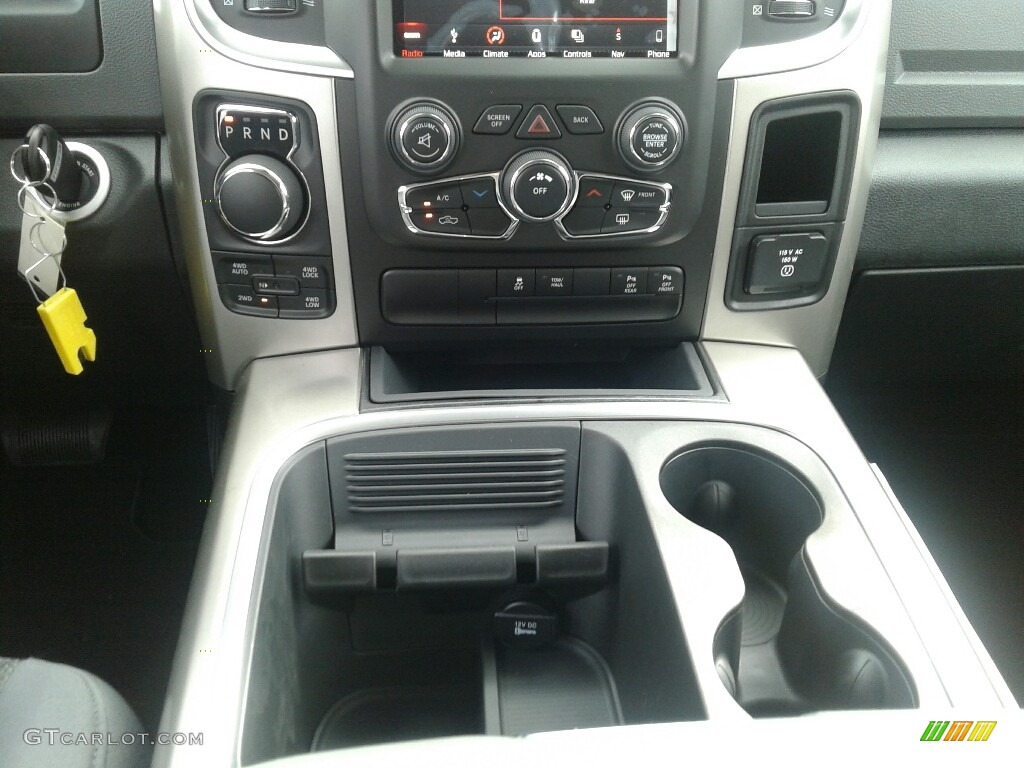 2018 1500 Big Horn Crew Cab 4x4 - Brilliant Black Crystal Pearl / Black/Diesel Gray photo #16
