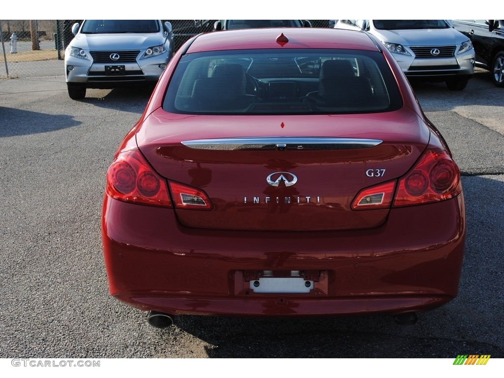 2011 G 37 Journey Sedan - Vibrant Red / Graphite photo #4