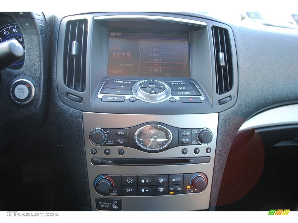 2011 G 37 Journey Sedan - Vibrant Red / Graphite photo #17