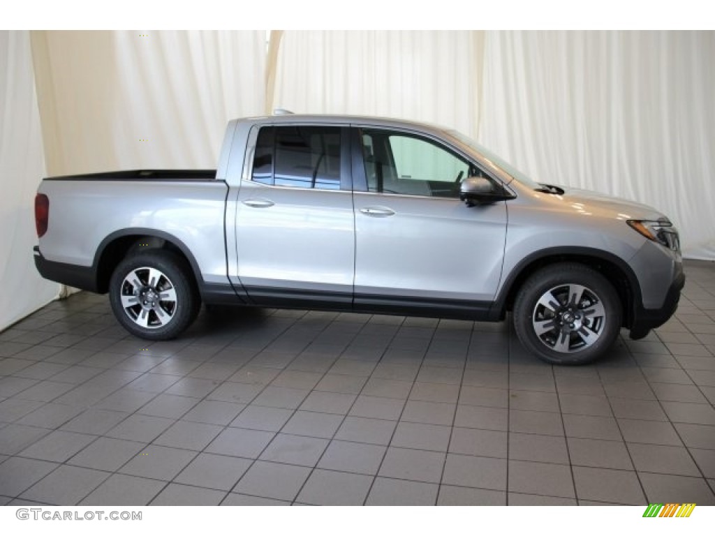 Lunar Silver Metallic 2018 Honda Ridgeline RTL-T Exterior Photo #124625767