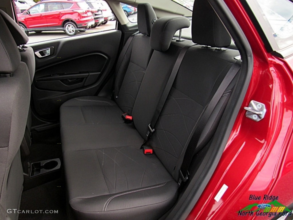 2015 Fiesta SE Sedan - Ruby Red Metallic / Charcoal Black photo #13
