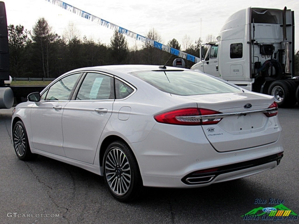 2018 Fusion SE - White Platinum / Medium Light Stone photo #3