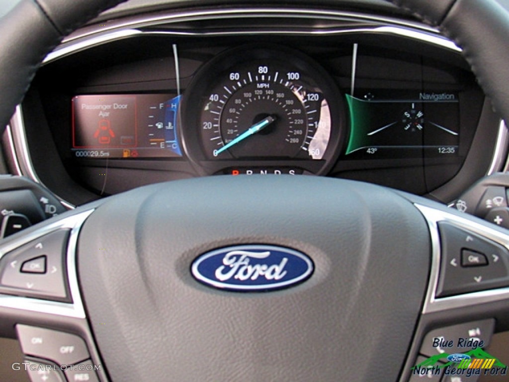 2018 Fusion SE - White Platinum / Medium Light Stone photo #18