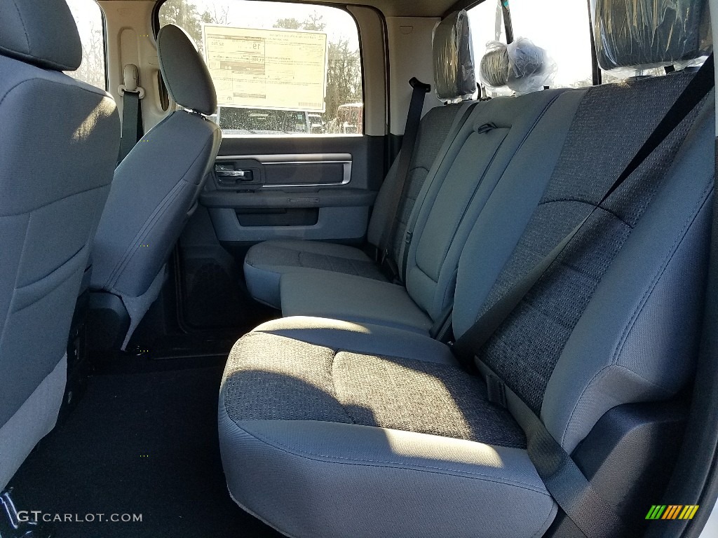 2018 1500 Big Horn Crew Cab 4x4 - Bright White / Black/Diesel Gray photo #6