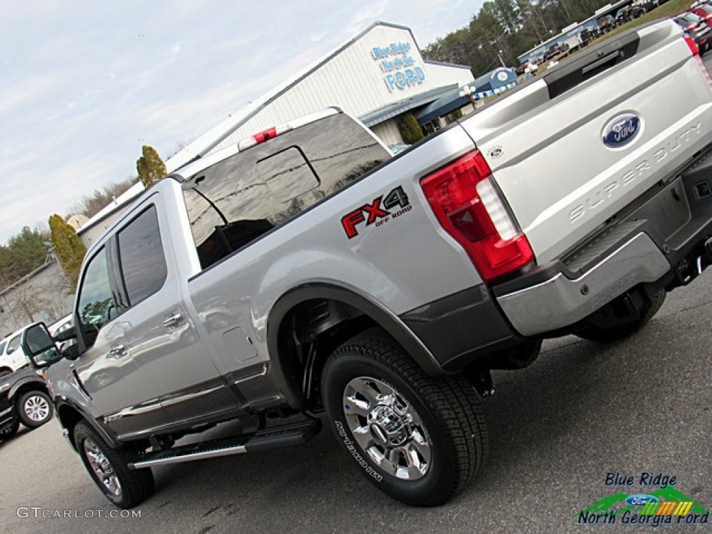 2018 F250 Super Duty Lariat Crew Cab 4x4 - Ingot Silver / Black photo #39