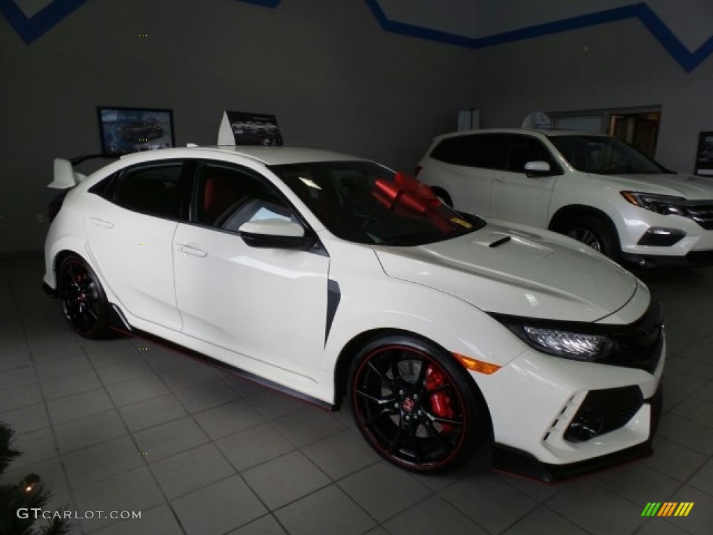 2018 Civic Type R - Championship White / Type R Red/Black Suede Effect photo #1