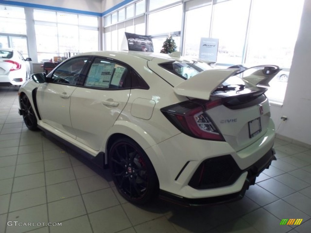 2018 Civic Type R - Championship White / Type R Red/Black Suede Effect photo #4