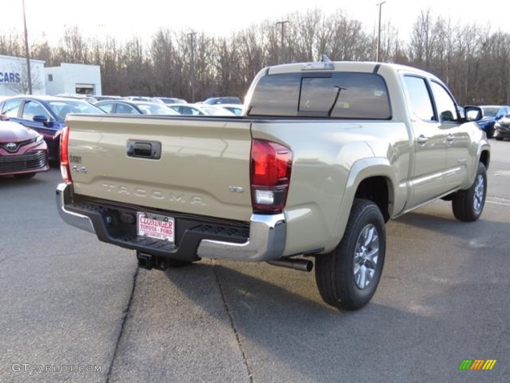 2018 Tacoma SR5 Double Cab 4x4 - Quicksand / Cement Gray photo #16