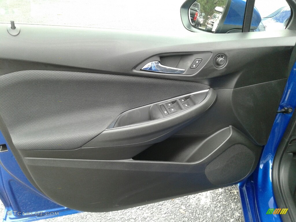 2018 Cruze LT Hatchback - Kinetic Blue Metallic / Jet Black photo #17