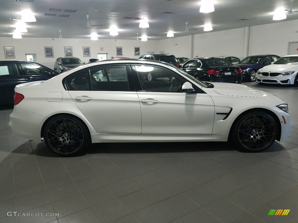 2018 M3 Sedan - Mineral White Metallic / Black photo #6