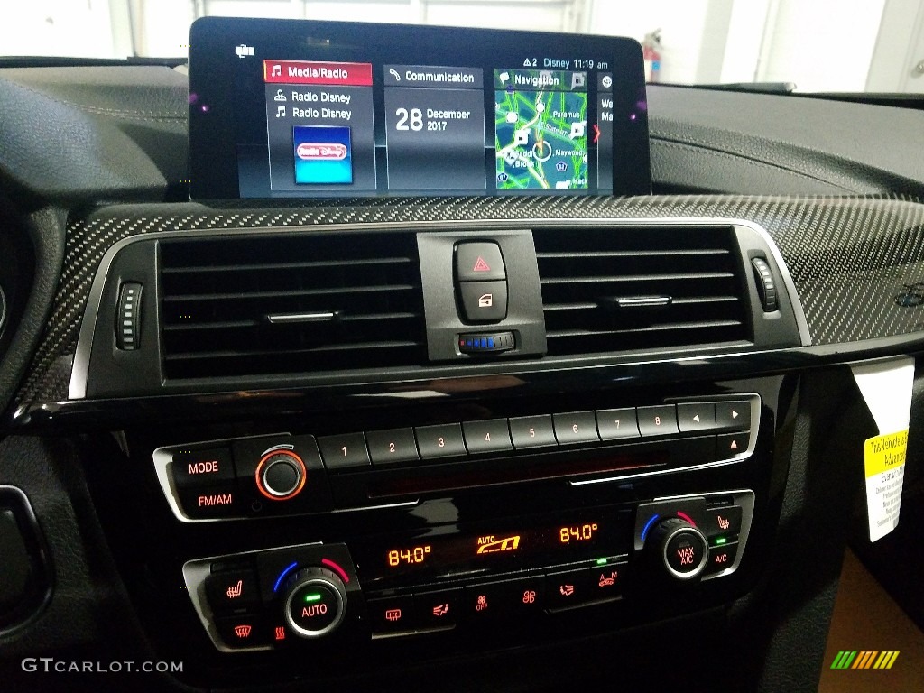 2018 M3 Sedan - Mineral White Metallic / Black photo #18