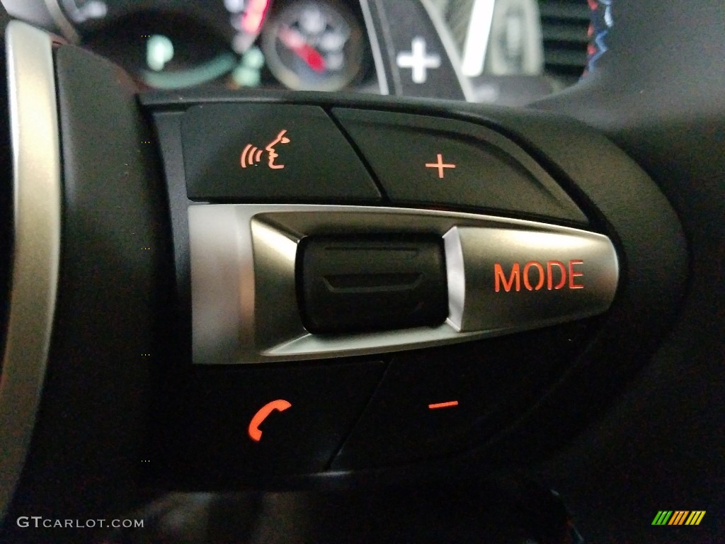 2018 M3 Sedan - Mineral White Metallic / Black photo #19