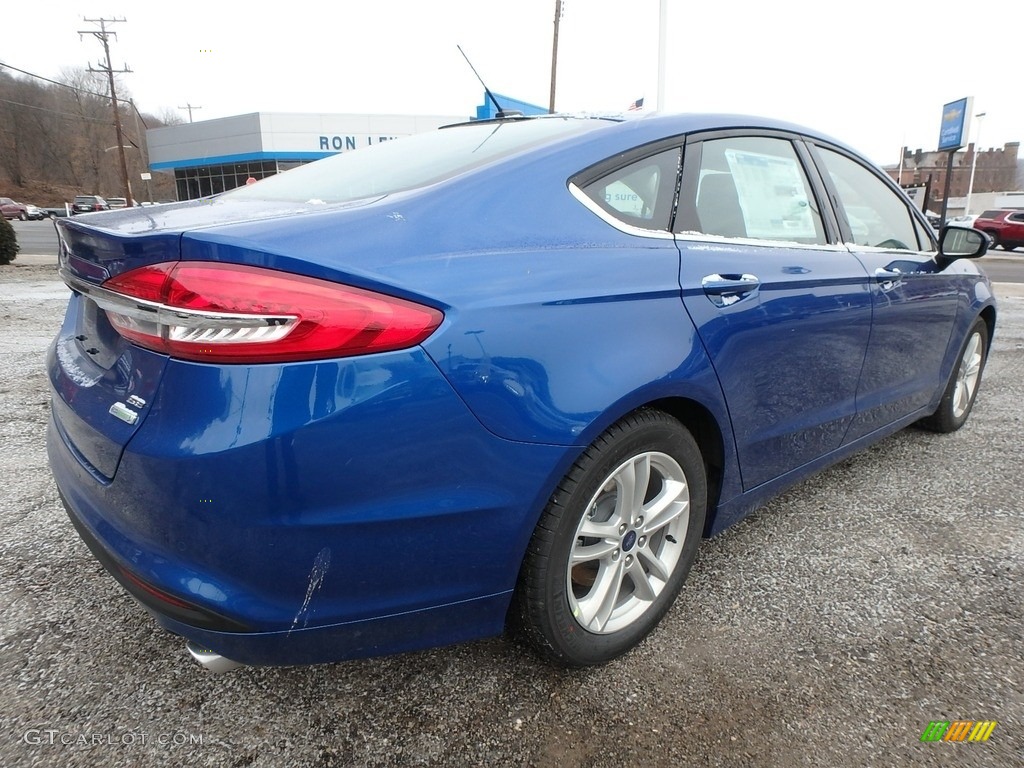 2018 Fusion SE - Lightning Blue / Ebony photo #2