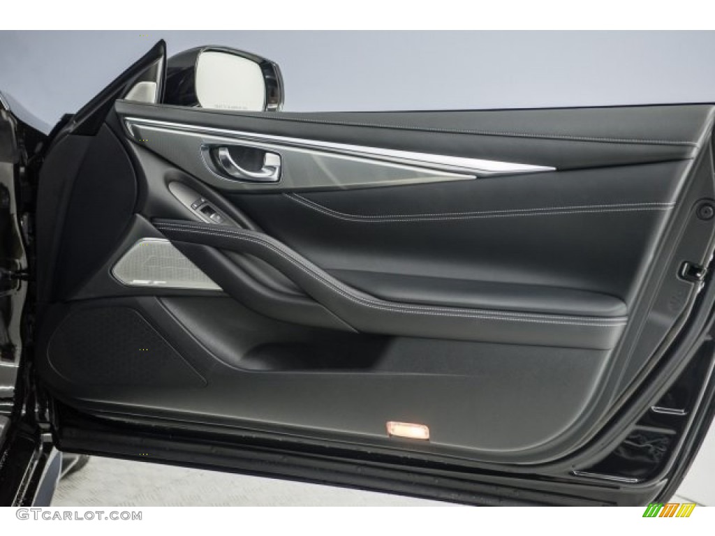 2017 Infiniti Q60 3.0t Premium Coupe Graphite Door Panel Photo #124648945