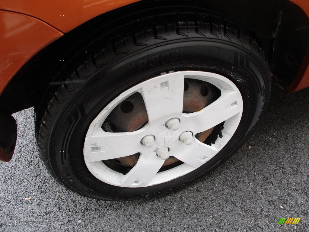 2007 Aveo 5 LS Hatchback - Spicy Orange / Charcoal Black photo #6