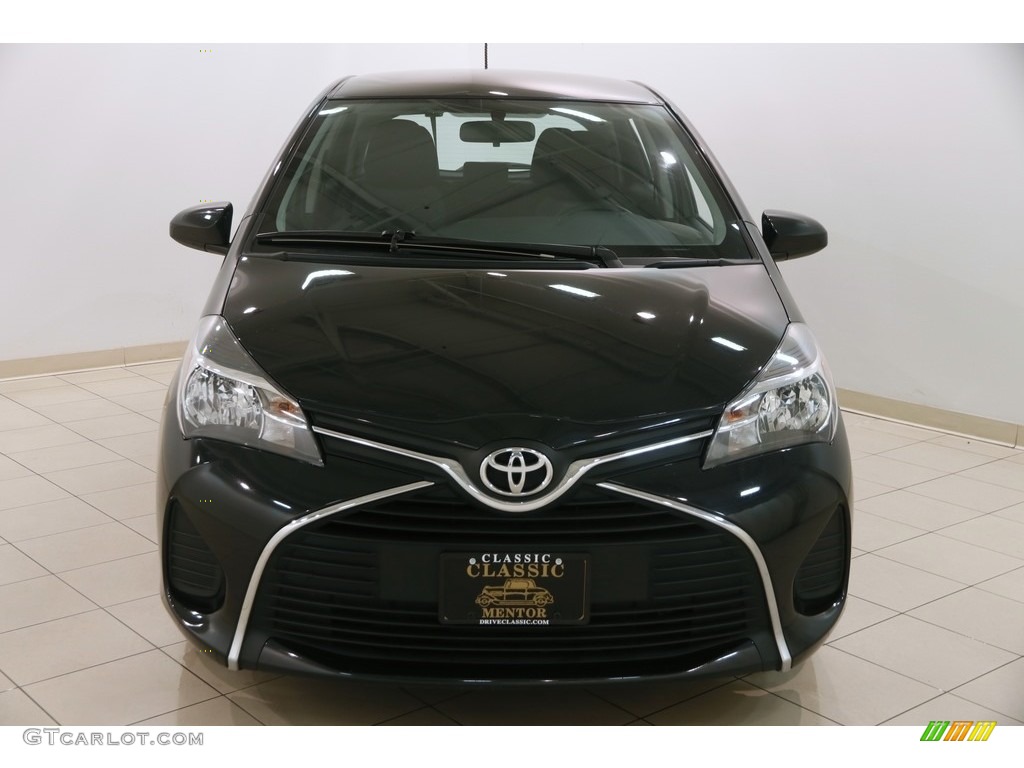2016 Yaris 5-Door LE - Black Sand Pearl / Black photo #2