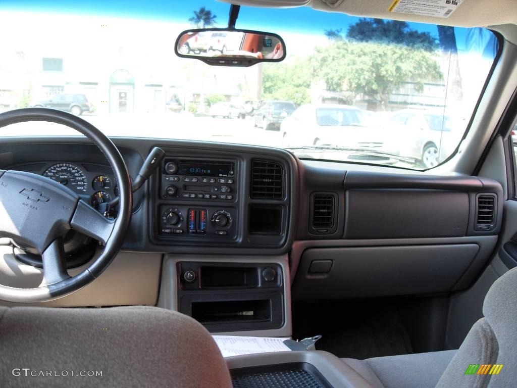 2003 Suburban 1500 LS - Light Pewter Metallic / Tan/Neutral photo #15