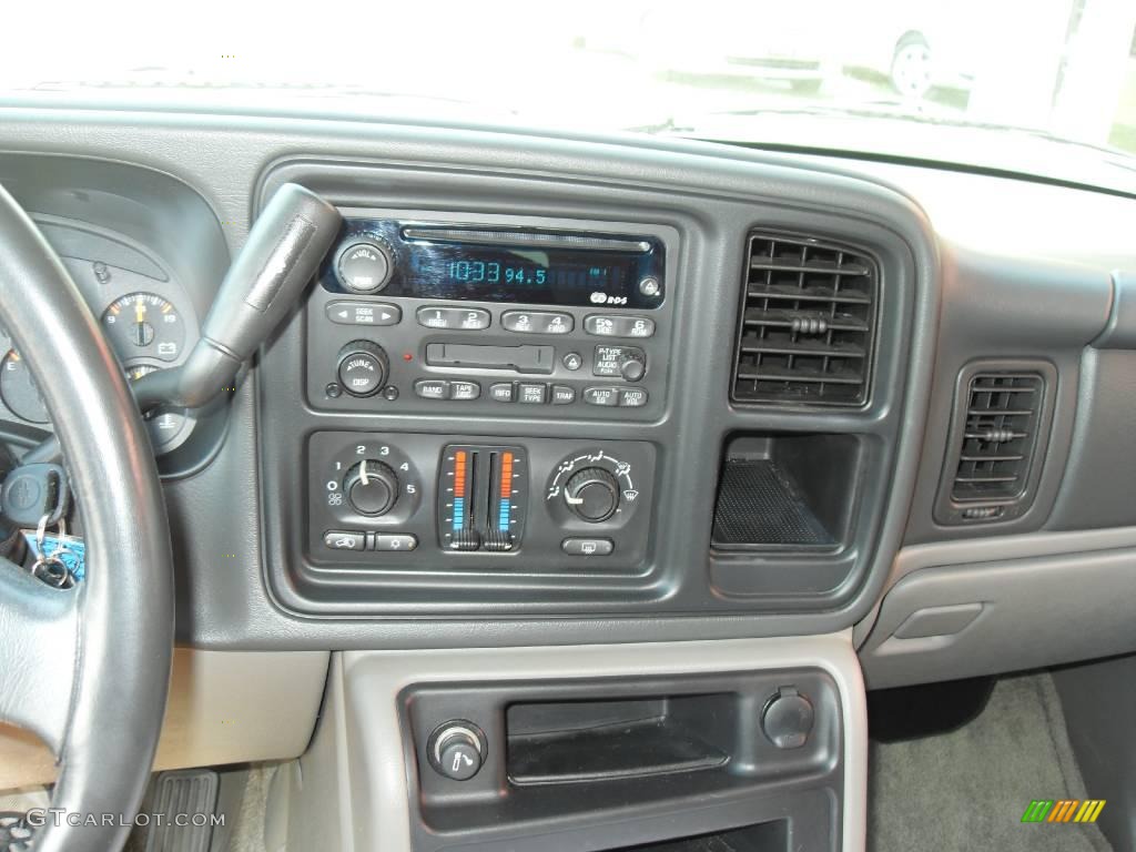 2003 Suburban 1500 LS - Light Pewter Metallic / Tan/Neutral photo #18