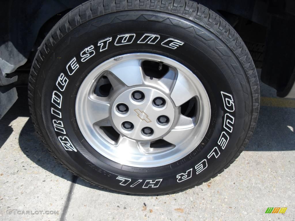 2003 Suburban 1500 LS - Light Pewter Metallic / Tan/Neutral photo #21