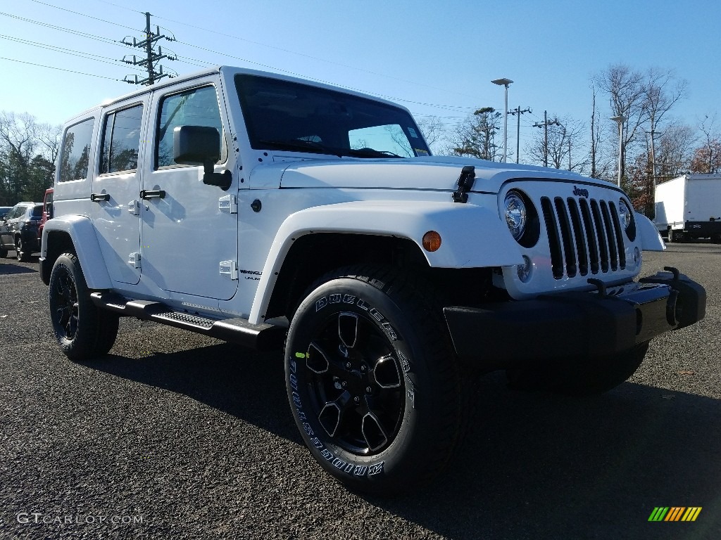 2018 Wrangler Unlimited Altitude 4x4 - Bright White / Black photo #1