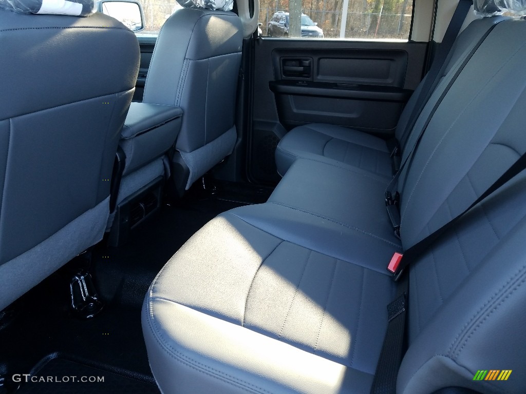 2018 1500 Tradesman Crew Cab 4x4 - Bright Silver Metallic / Black/Diesel Gray photo #8