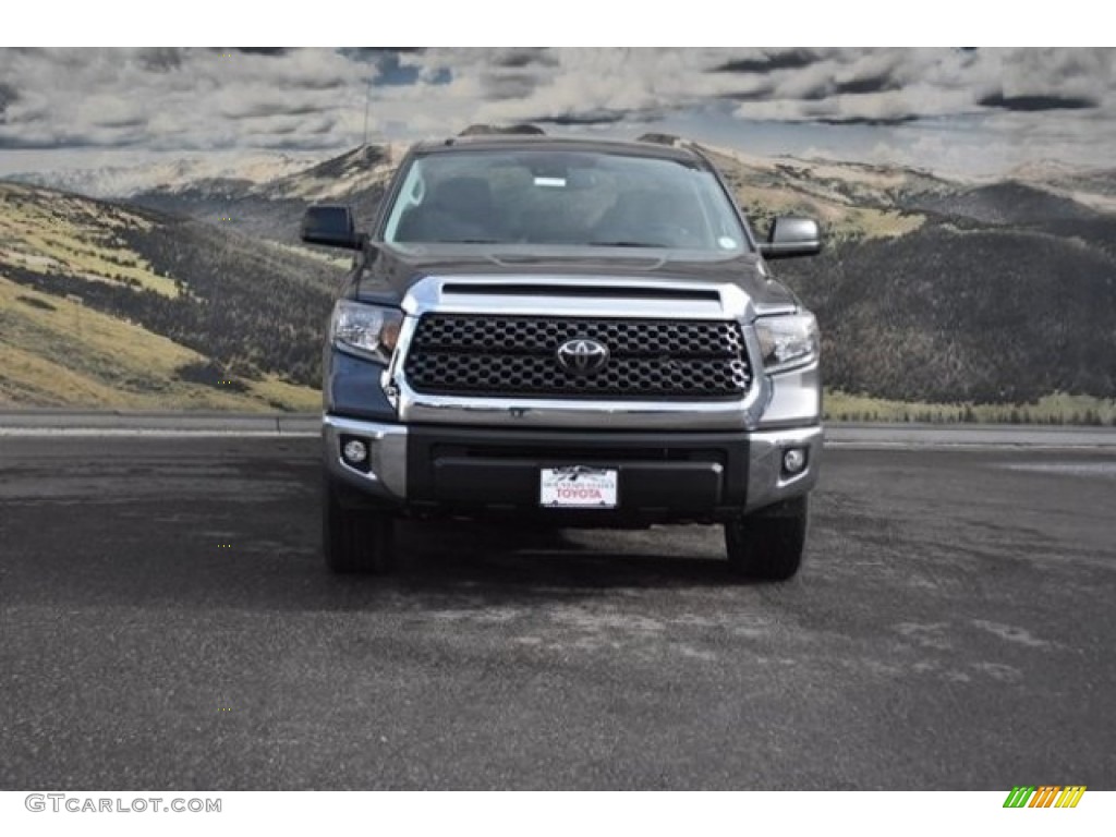 2018 Tundra SR5 CrewMax 4x4 - Magnetic Gray Metallic / Graphite photo #2