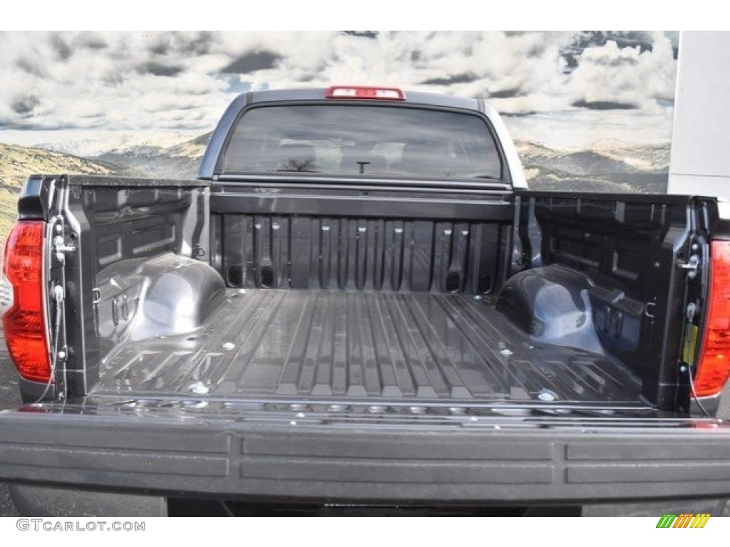 2018 Tundra SR5 CrewMax 4x4 - Magnetic Gray Metallic / Graphite photo #8