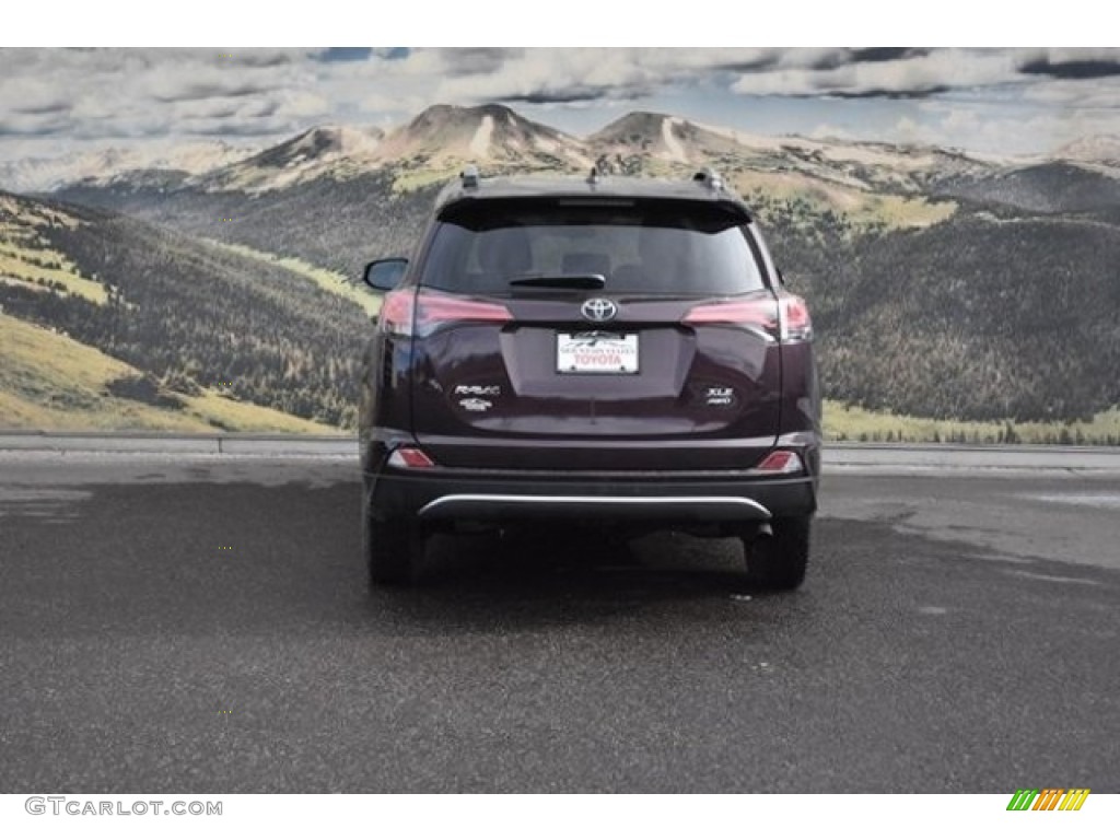 2018 RAV4 XLE AWD - Black / Nutmeg photo #4