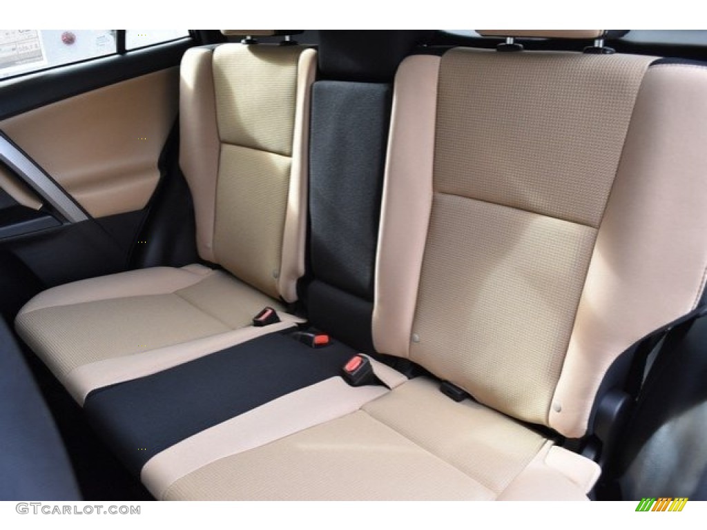 2018 RAV4 XLE AWD - Black / Nutmeg photo #7