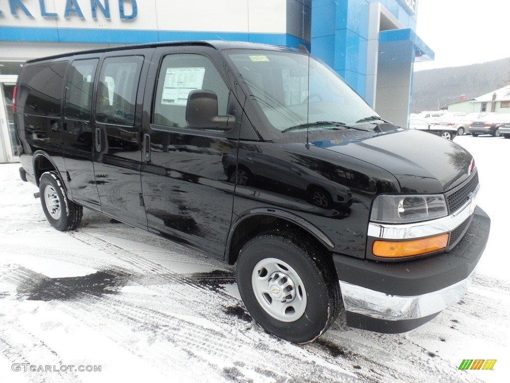 Black 2018 Chevrolet Express 2500 Cargo WT Exterior Photo #124674694