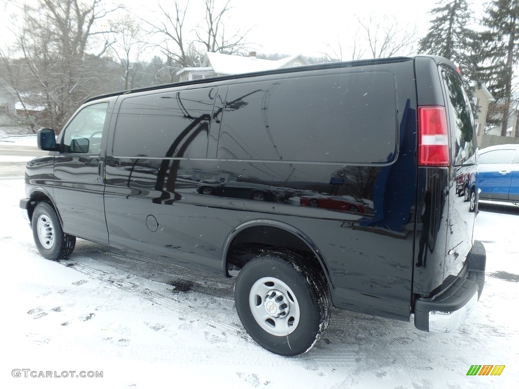 Black 2018 Chevrolet Express 2500 Cargo WT Exterior Photo #124674784