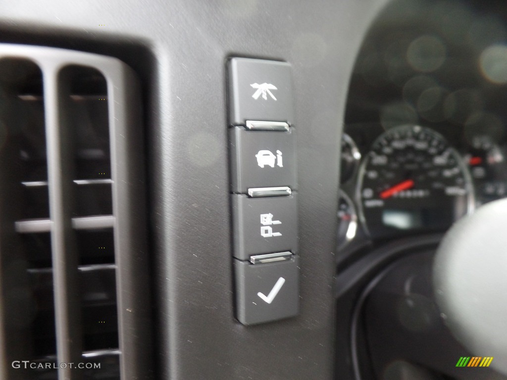 2018 Express 2500 Cargo WT - Black / Medium Pewter photo #22