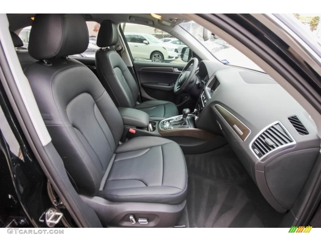 2017 Audi Q5 3.0 TFSI Premium Plus quattro Front Seat Photos