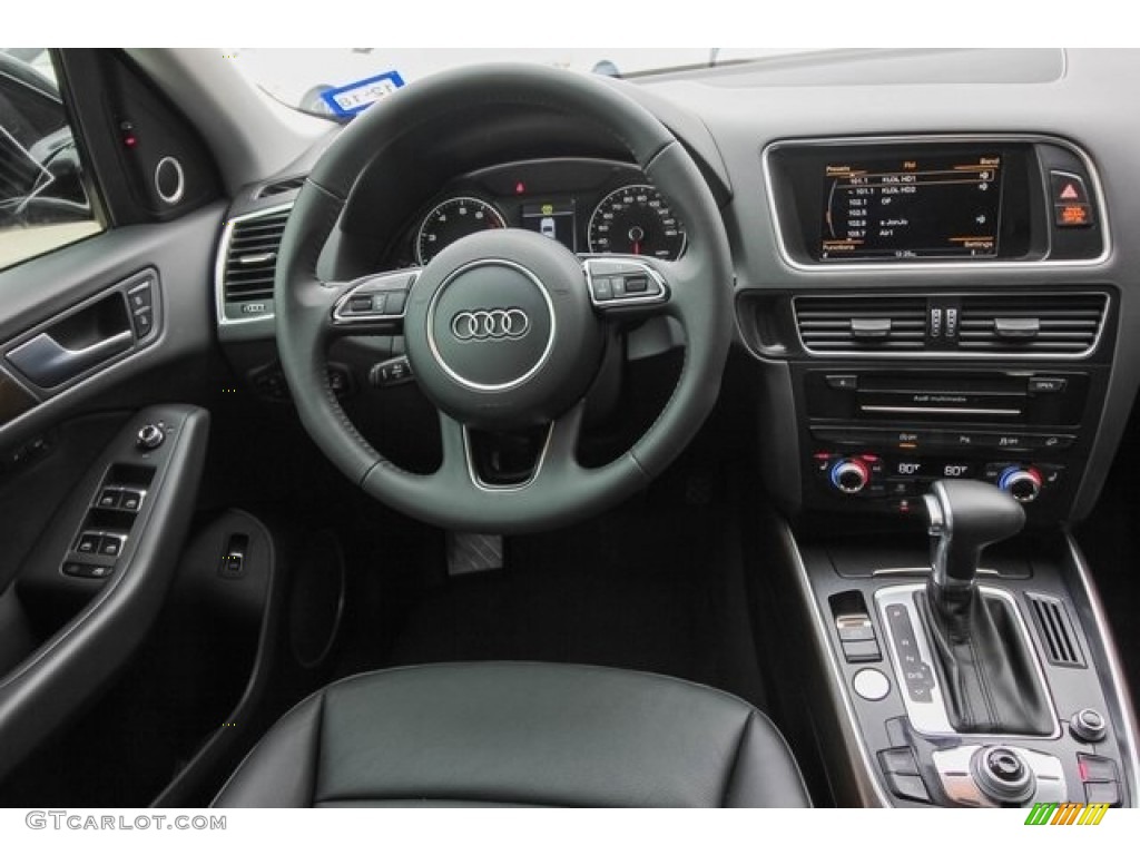 2017 Audi Q5 3.0 TFSI Premium Plus quattro Black Dashboard Photo #124678309