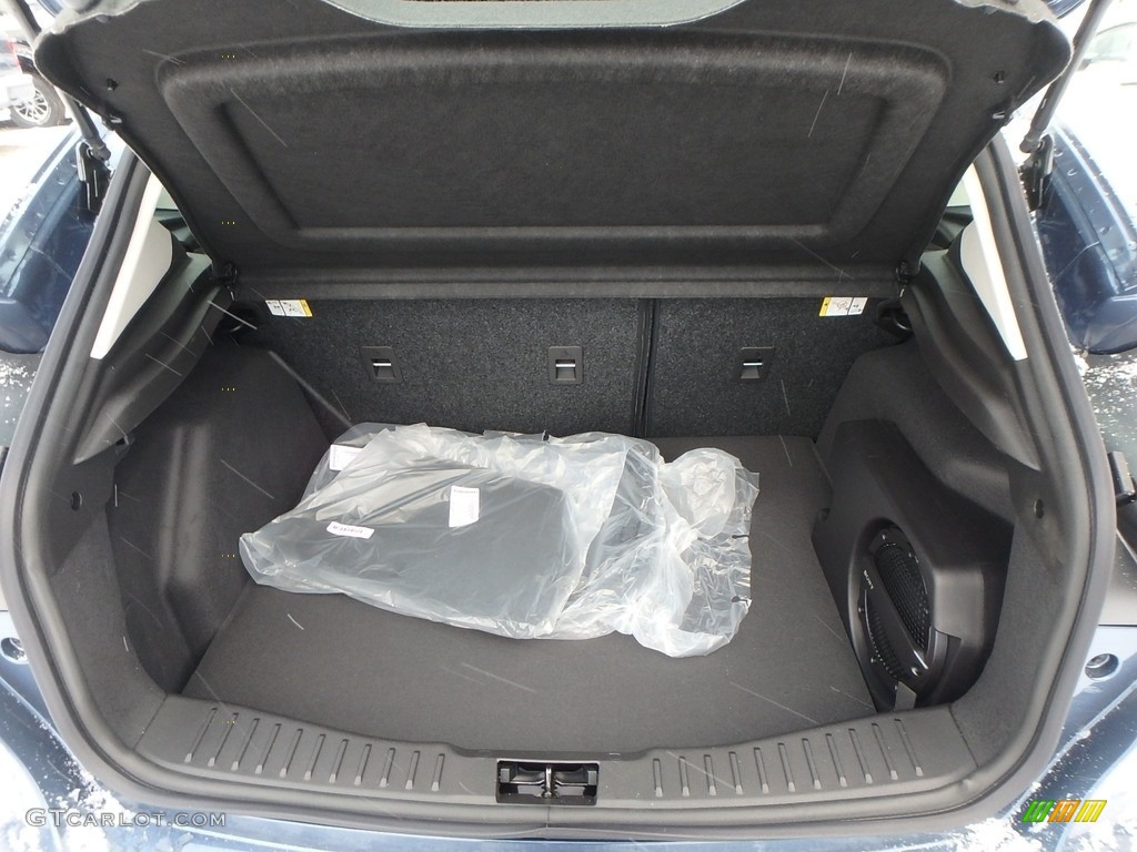 2018 Focus SEL Hatch - Blue Metallic / Charcoal Black photo #5