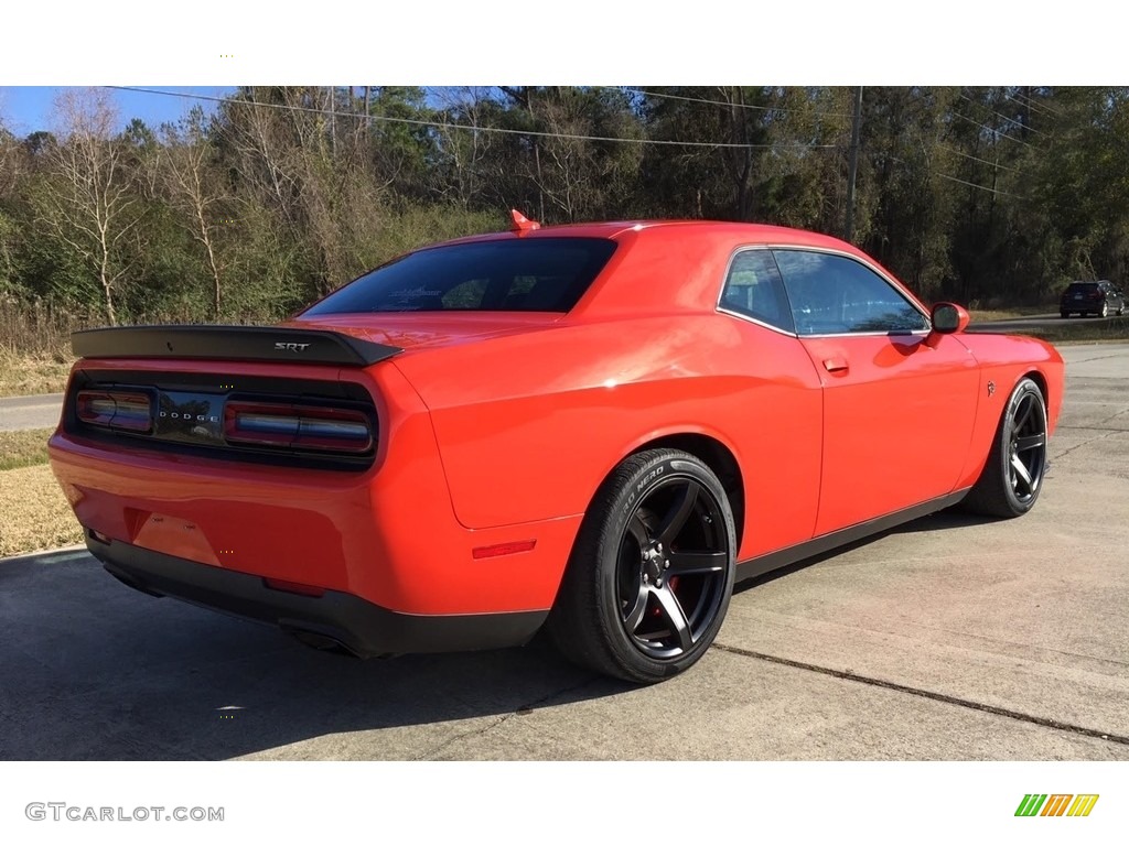 2017 Challenger SRT Hellcat - Go Mango / Black photo #4