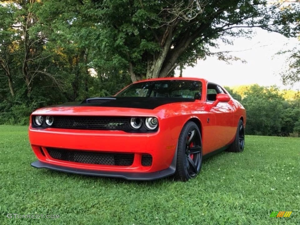 2017 Challenger SRT Hellcat - Go Mango / Black photo #5